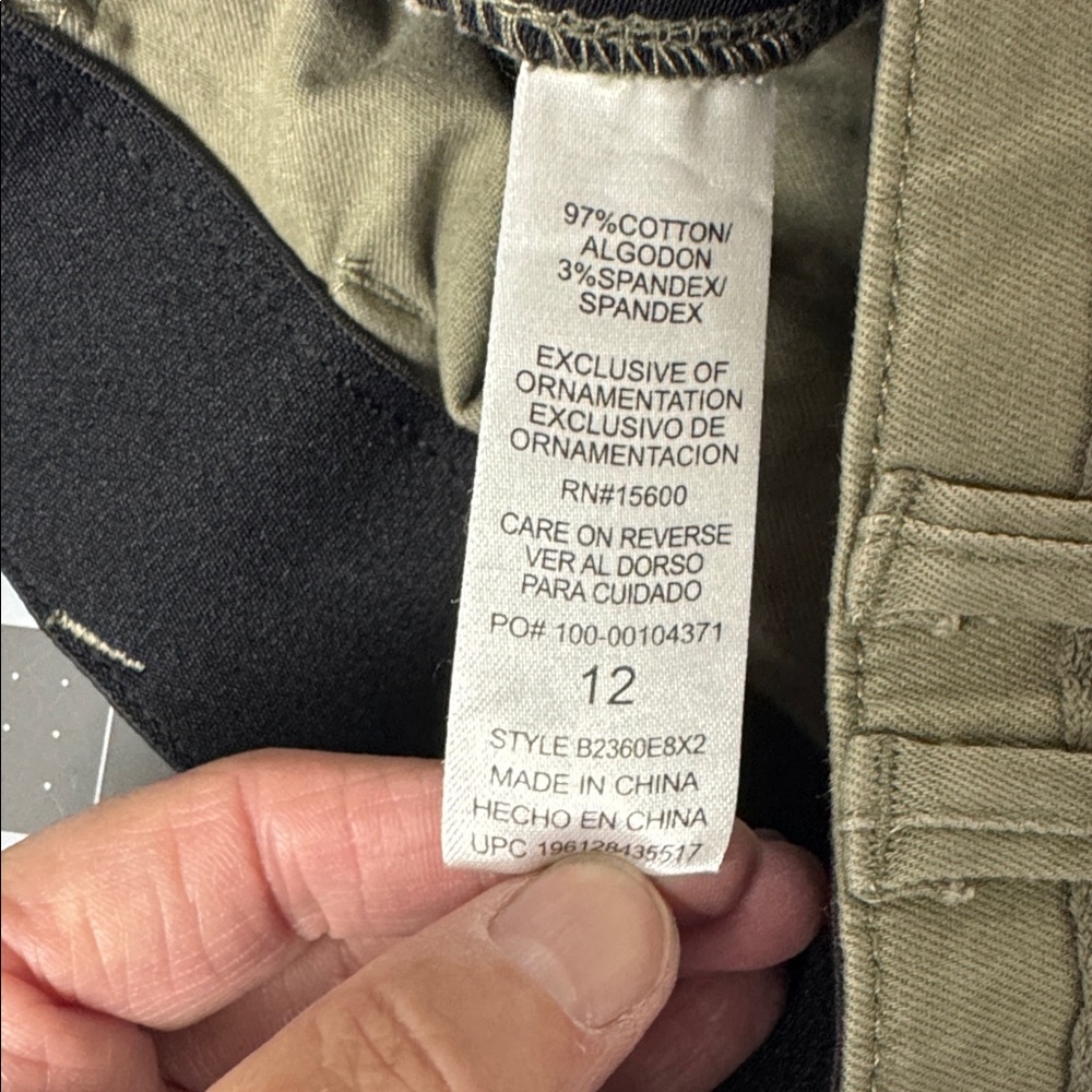 Democracy Olive Cargo Pants - Picture 4 of 7